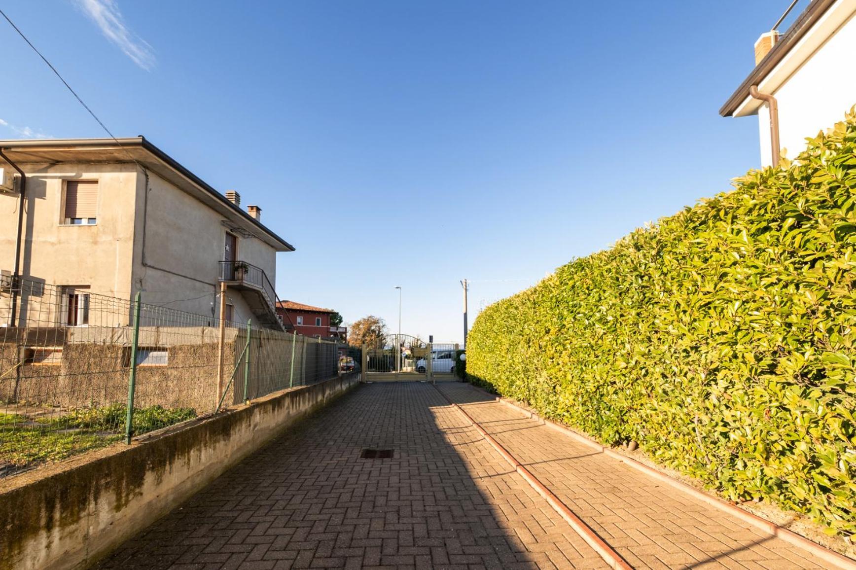 Apartmentsgarda - Rosa Chiare Bardolino Exteriér fotografie