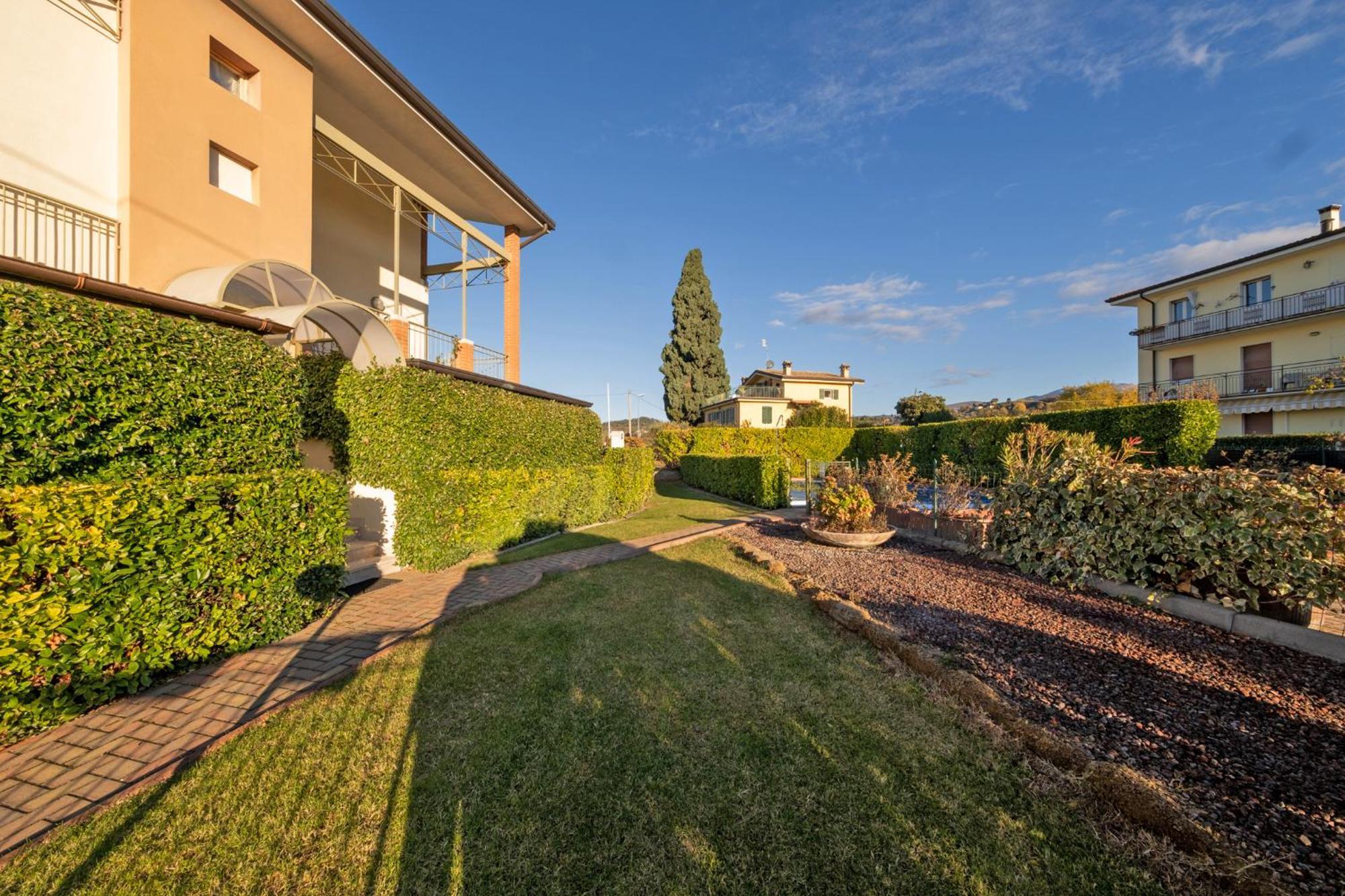 Apartmentsgarda - Rosa Chiare Bardolino Exteriér fotografie