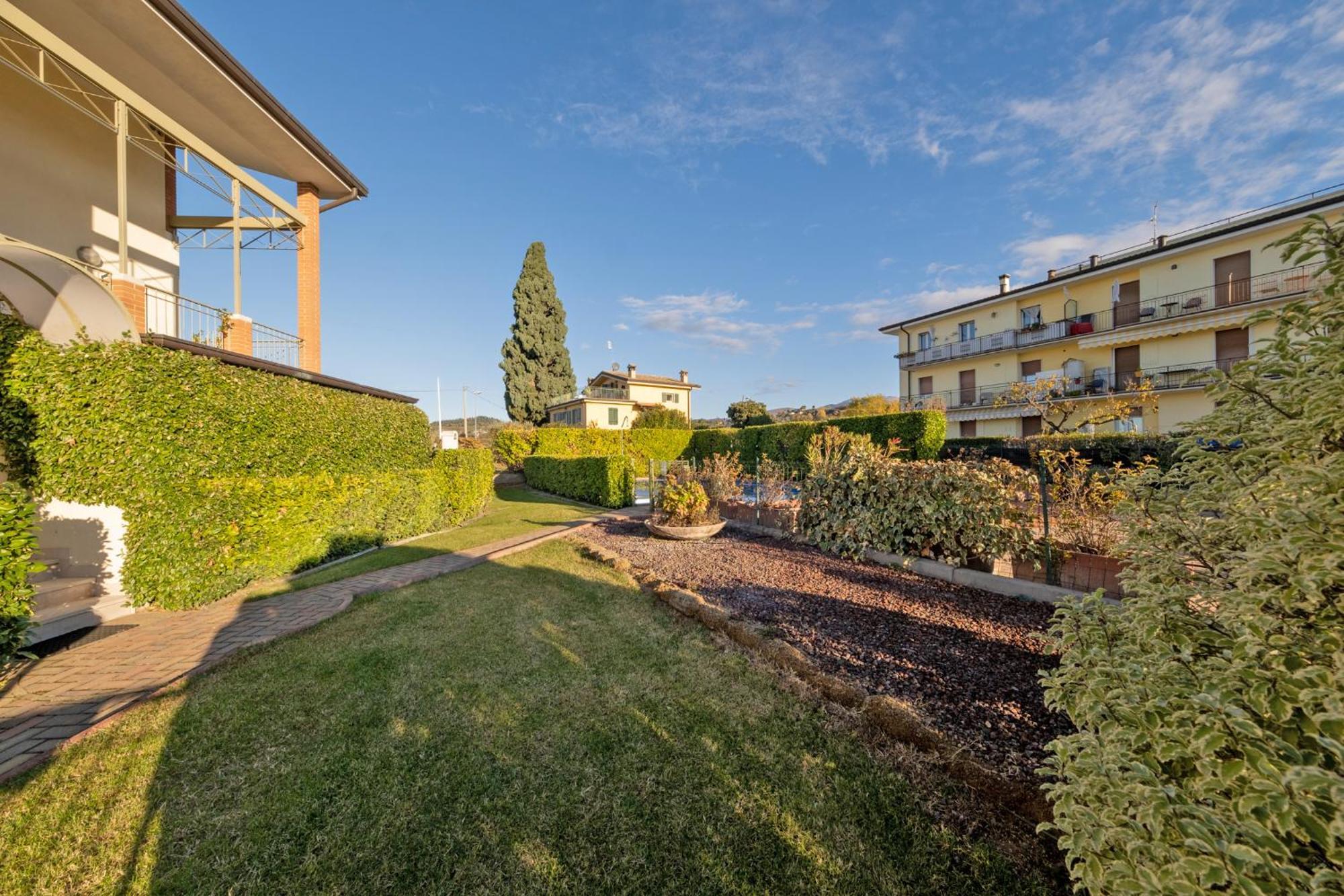 Apartmentsgarda - Rosa Chiare Bardolino Exteriér fotografie